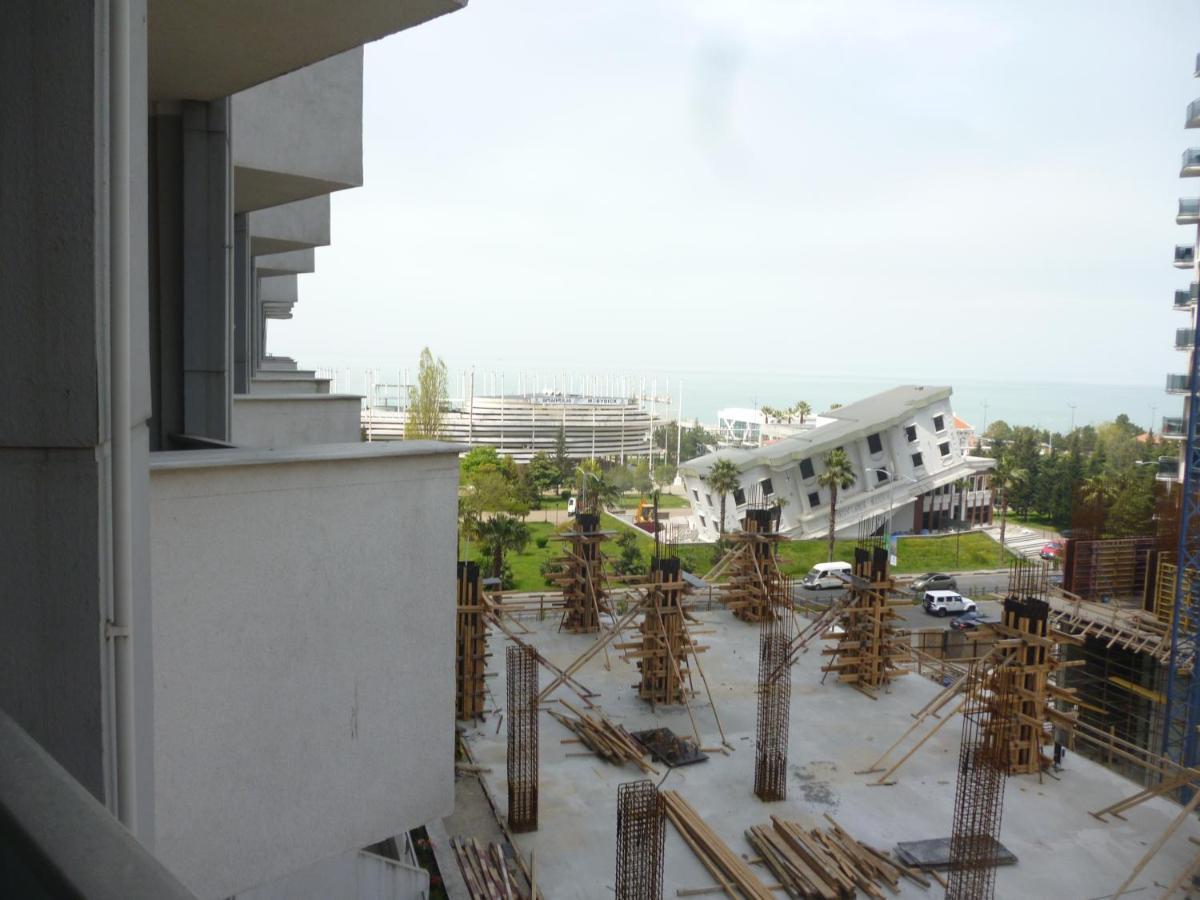Appartamento Batumi Orbi Sea Tawers Esterno foto